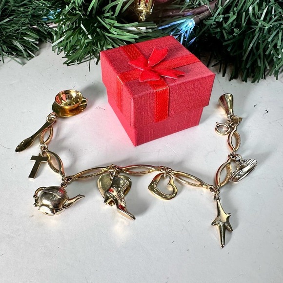 Vintage Sarah Coventry Goldtone Charm Bracelet 7.5" - Picture 3 of 13